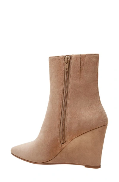 Lisa Vicky Sassy Pointed Toe Wedge Bootie In Saddle
