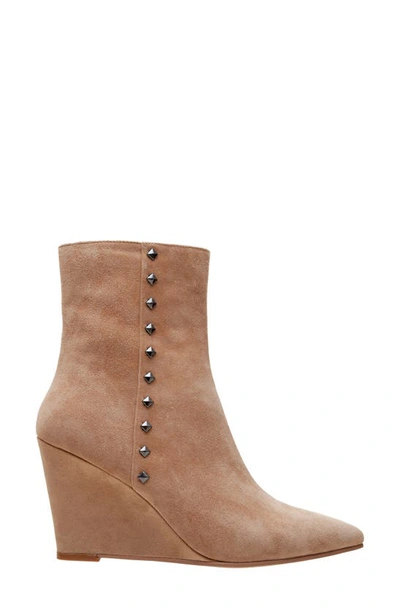 Lisa Vicky Sassy Pointed Toe Wedge Bootie In Saddle