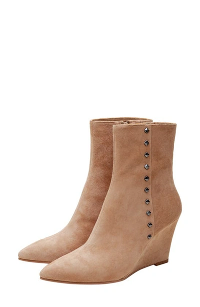 Lisa Vicky Sassy Pointed Toe Wedge Bootie In Saddle
