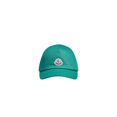 Shop Moncler Casquette En Gabardine In Vert