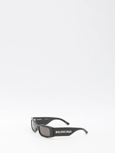 Shop Balenciaga Max Rectangle Sunglasses In Black