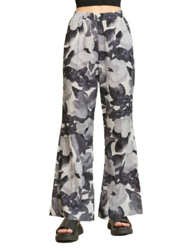 Shop Gigio Floral Print Side Slit Elastic Palazzo Pant In Grey