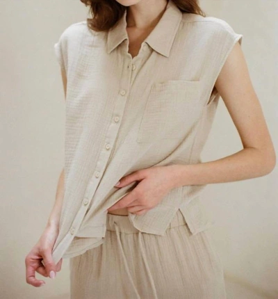 By Together Sunrise Sail Top In Taupe In Grey