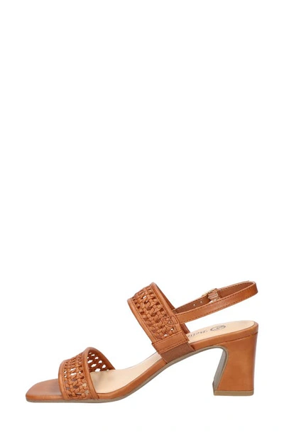 Bella Vita Xannon Block Heel Slingback Sandal In Tan