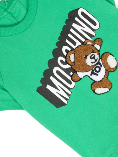 Shop Moschino T-shirt Con Logo In Green