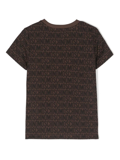Shop Moschino T-shirt Con Logo In Brown