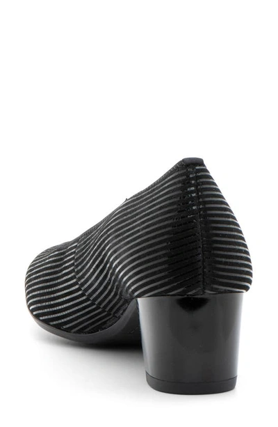 Ara Kendall Pump In Black