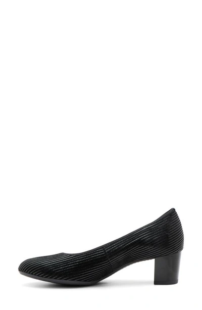 Ara Kendall Pump In Black