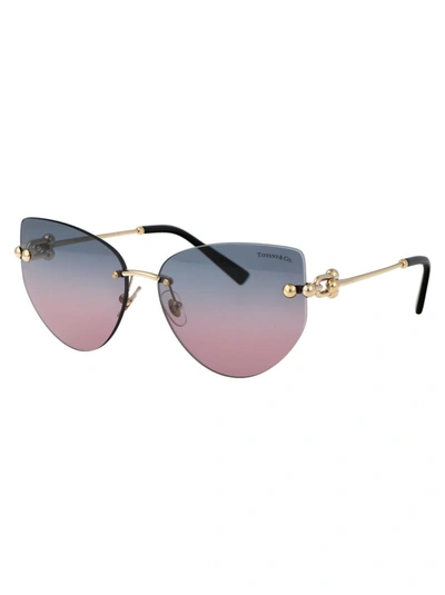 Shop Tiffany & Co Sunglasses In 62030q Pale Gold