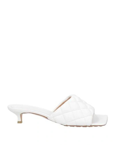 Shop Bottega Veneta Woman Sandals White Size 10 Leather