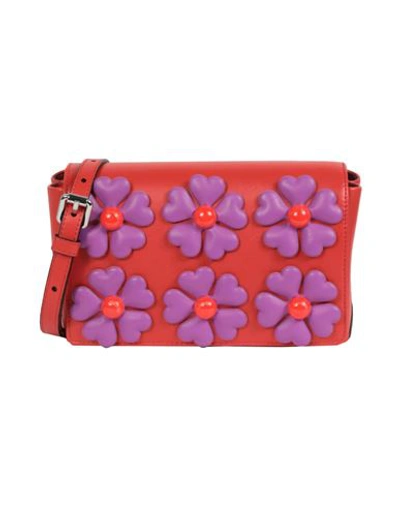Shop Moschino Floral Applique Shoulder Bag Woman Cross-body Bag Red Size - Tanned Leather