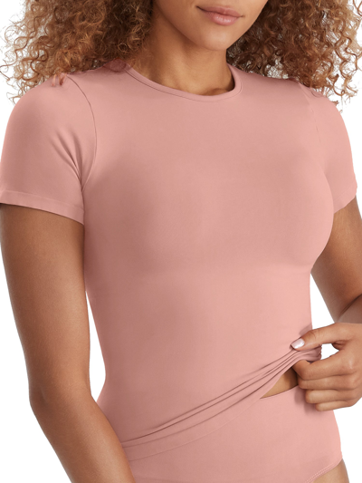 Bare The Smoothing Seamless T-shirt In Pink