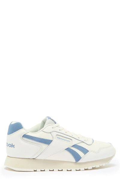Reebok Glide Sneaker In Chalk