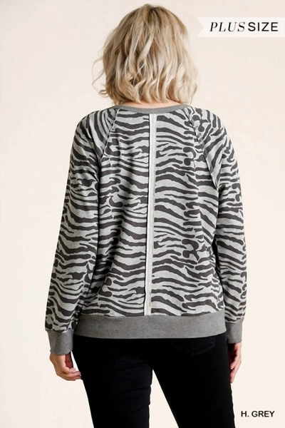 Umgee French Terry Zebra Plus Sweat Shirt In Heather Grey In Grey