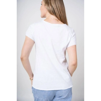 Shop Look Mode Usa Van Print T-shirt In White