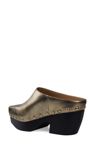 Zigi Richelie Block Heel Mule In Gold