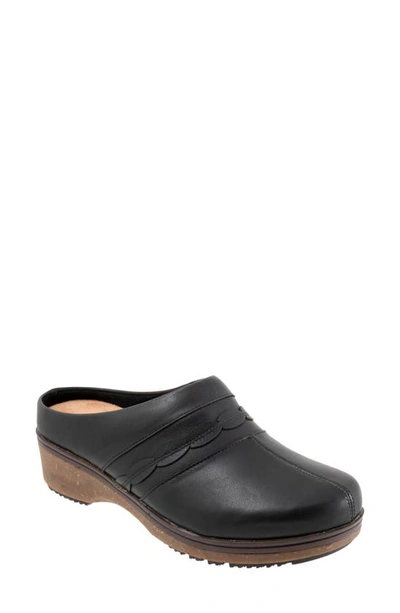 Shop Softwalk ® Amber 3.0 Clog In Black