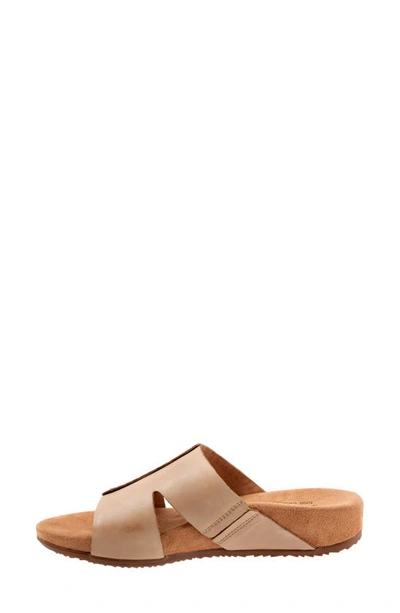 Softwalk Beverly Slide Sandal In Beige