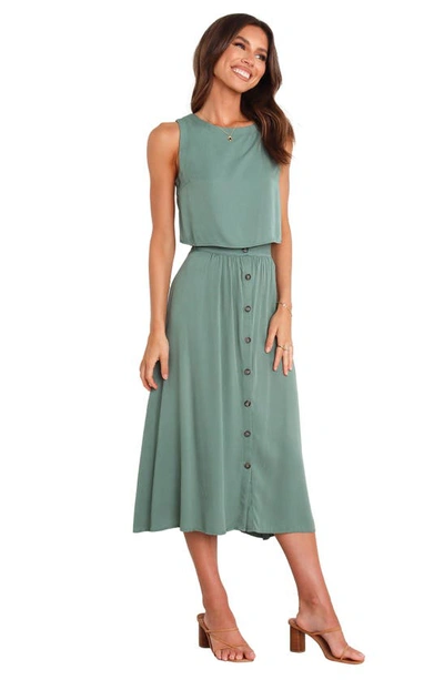 Petal And Pup Sutton Sleeveless Crop Top In Green