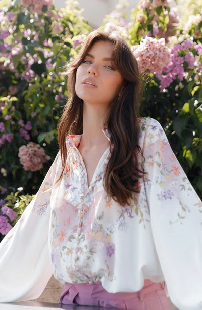 Petal And Pup Womens Tiarna Shirt In White Floral