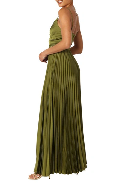 Petal And Pup Naira Pleated Maxi Dress In Palm Green