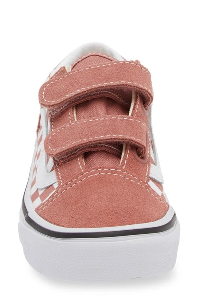Shop Vans Kids' Old Skool V Sneaker In Checkerboard Withered Rose