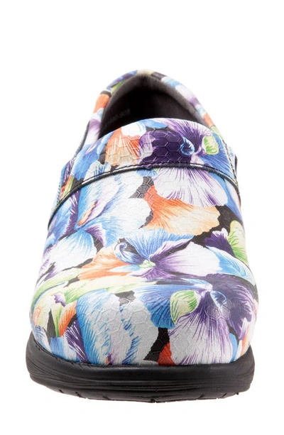 Softwalk Meredith Sport Clog In Tropical Flowers