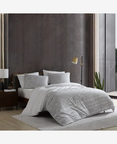 Kenneth Cole Abstract Stripe Comforter + Sham Set In Meduim Grey