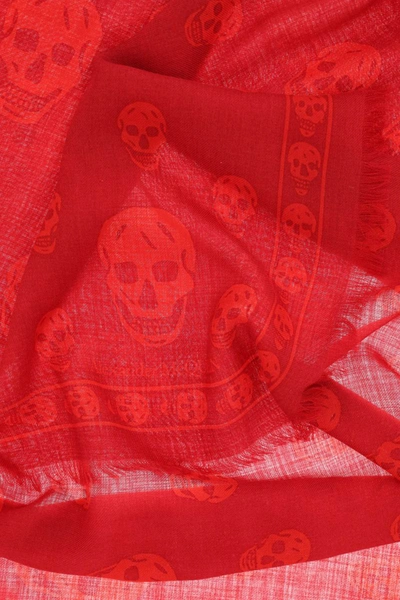 Shop Alexander Mcqueen Skull Scarf In Light Wool In Red