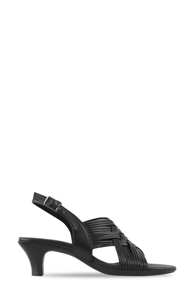 Munro Marianna Slingback Sandal In Black