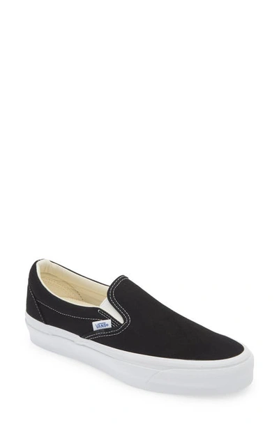 Vans Classic Black Canvas Slip-on Stackform Sneakers In Black