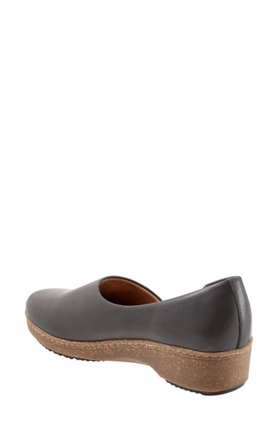 Softwalk ® Addie Half D'orsay Clog In Dark Grey