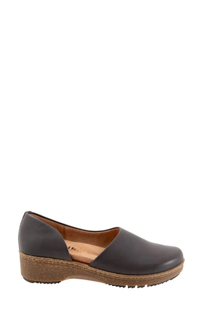 Softwalk ® Addie Half D'orsay Clog In Dark Grey