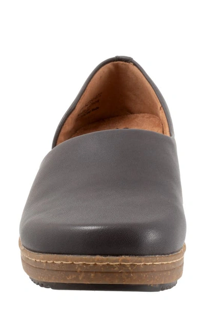Softwalk ® Addie Half D'orsay Clog In Dark Grey