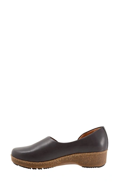 Softwalk ® Addie Half D'orsay Clog In Dark Grey