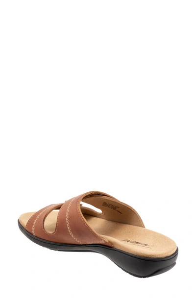 Shop Trotters Ruthie Stitch Slide Sandal In Luggage