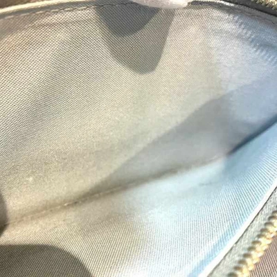 Shop Fendi -- Grey Leather Wallet  ()