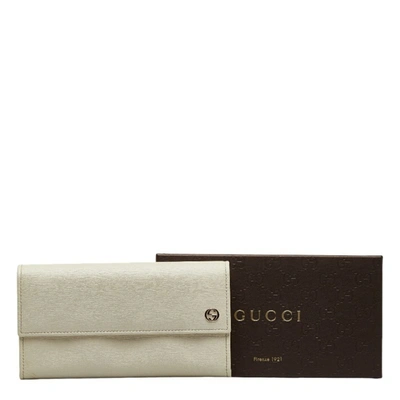 Shop Gucci Interlocking White Leather Wallet  ()
