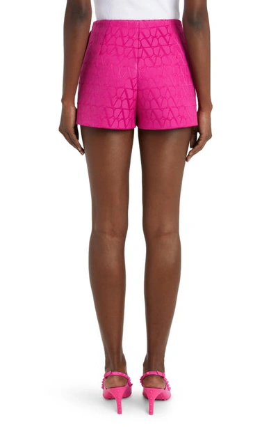 Shop Valentino Vlogo Toile Iconographe Shorts In Pink Pp
