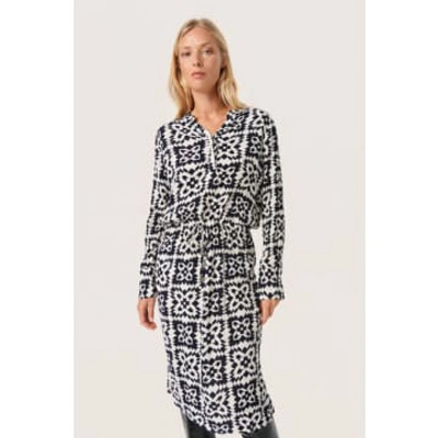 Shop Soaked In Luxury Zaya Printed Dress Ls In White & Navy Folklore