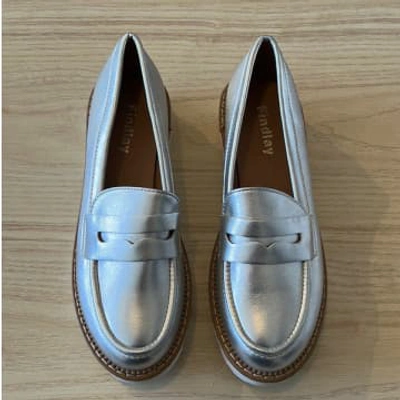 Shop Anorak Findlay Silver Loafers Shoes White Sole In Metallic