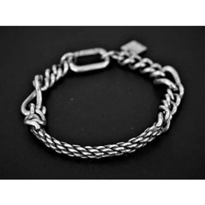 Shop Goti 925 Silver Bracelet Br2046 In Metallic