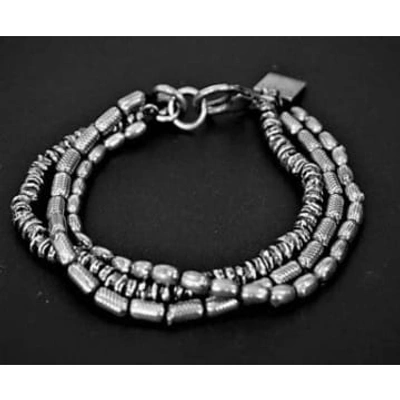 Shop Goti 925 Silver Bracelet Br2028 In Metallic