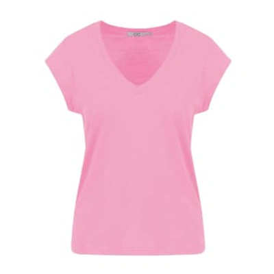 Shop Cc Heart Basic V-neck T-shirt Baby Pink