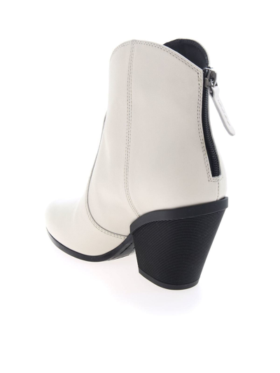 Hogan Texan Ankle Boots In Ecru Color In Cream