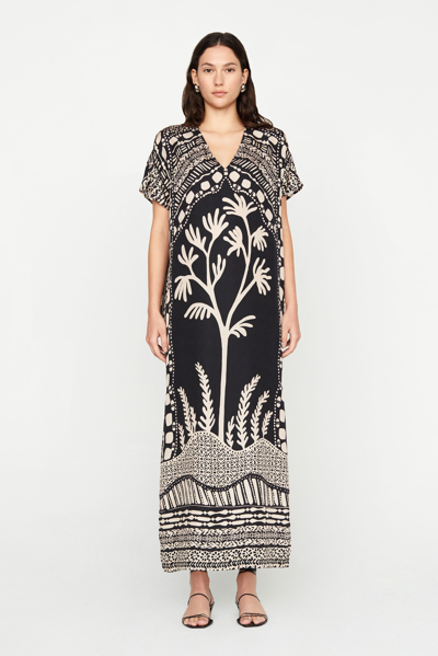 Marie Oliver Oliver Short-sleeve Printed Silk V-neck Kaftan In Onyx Tree