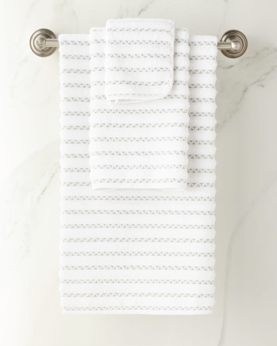 Shop Graccioza Petra 630 Thread-count Bath Towel In White