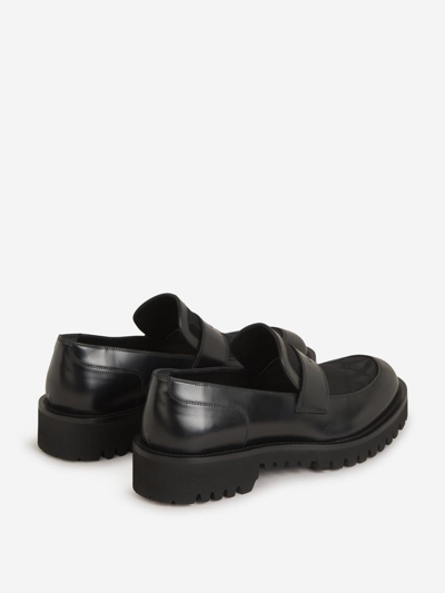 Shop Valentino Garavani Logo Leather Loafers In Negre