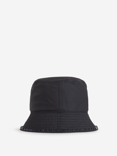 Shop Valentino Garavani Studded Hat In Negre