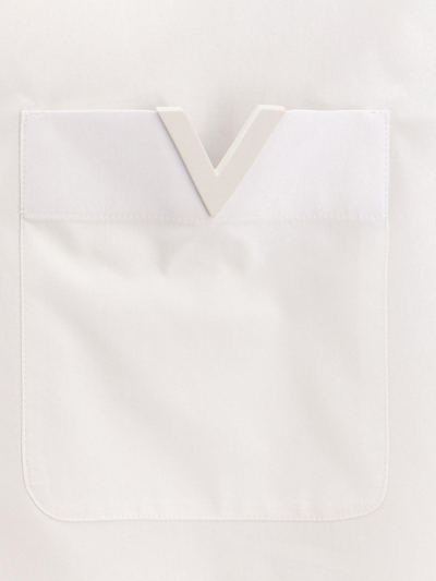 Shop Valentino Logo Plaque Short-sleeved Shirt In Bianco